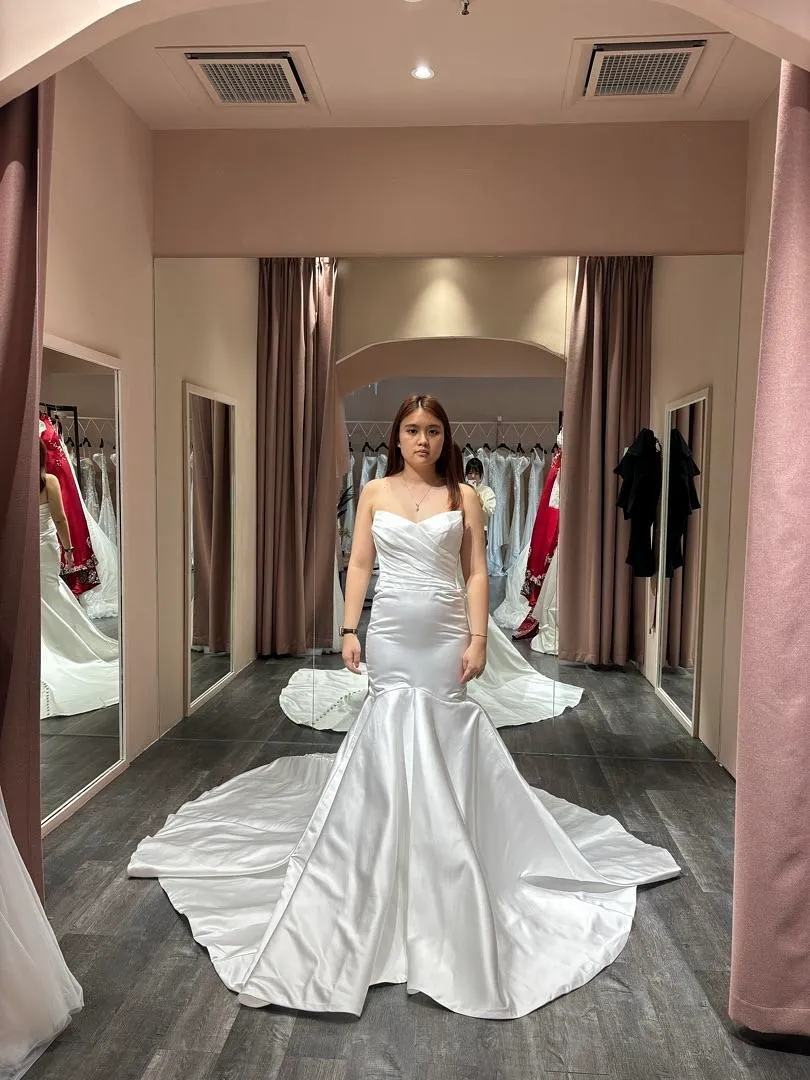 S05AAT 1334 Sweetheart Trumpet Satin