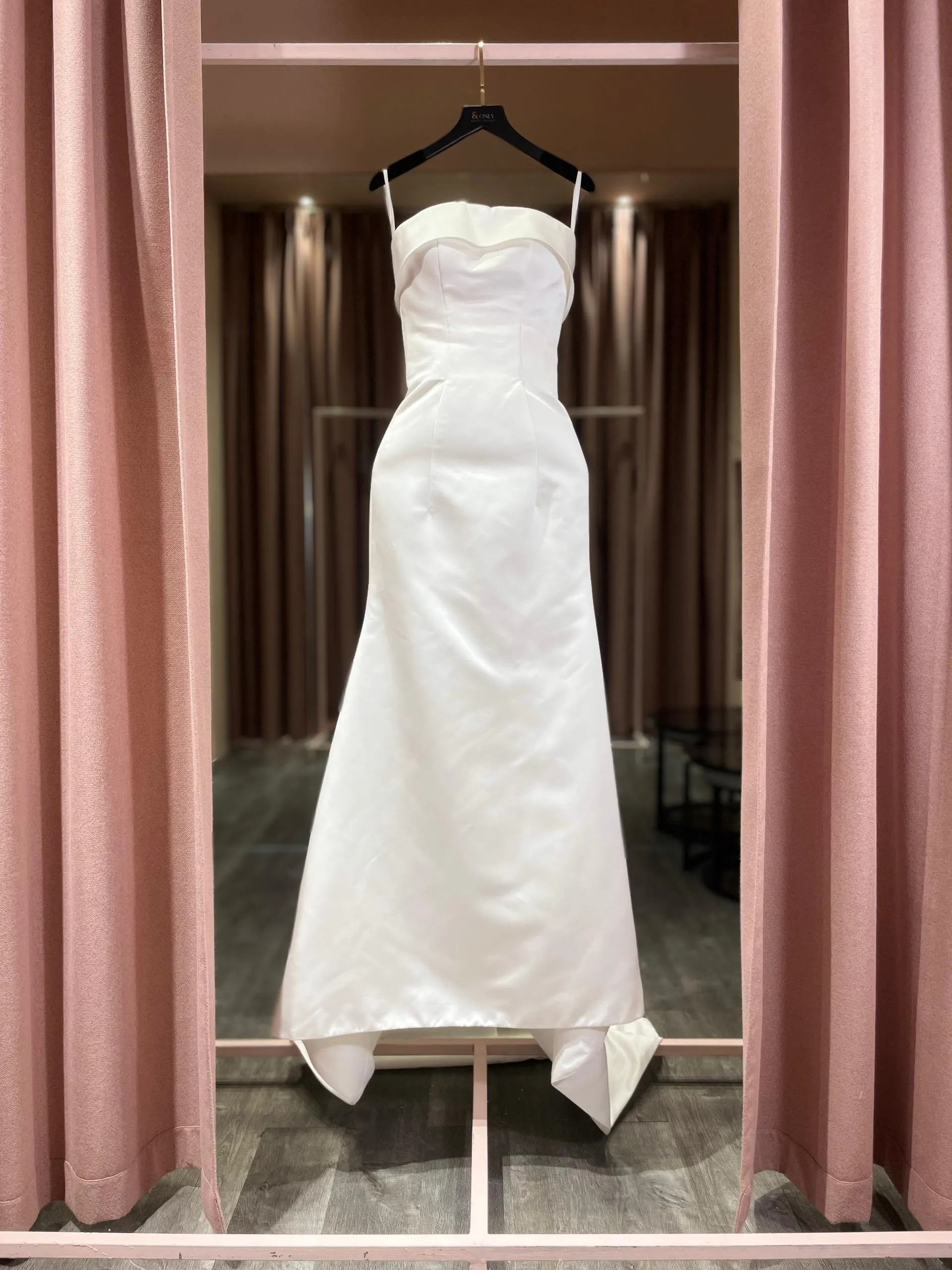 S05AAT 1388 Maya Satin Mermaid tube