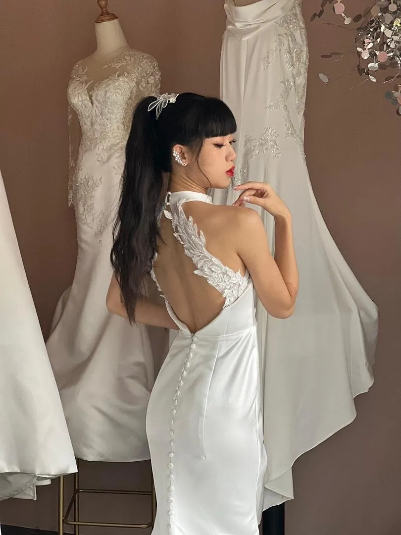 S05AAT 1101 Satin Halter Neck mermaid buttons