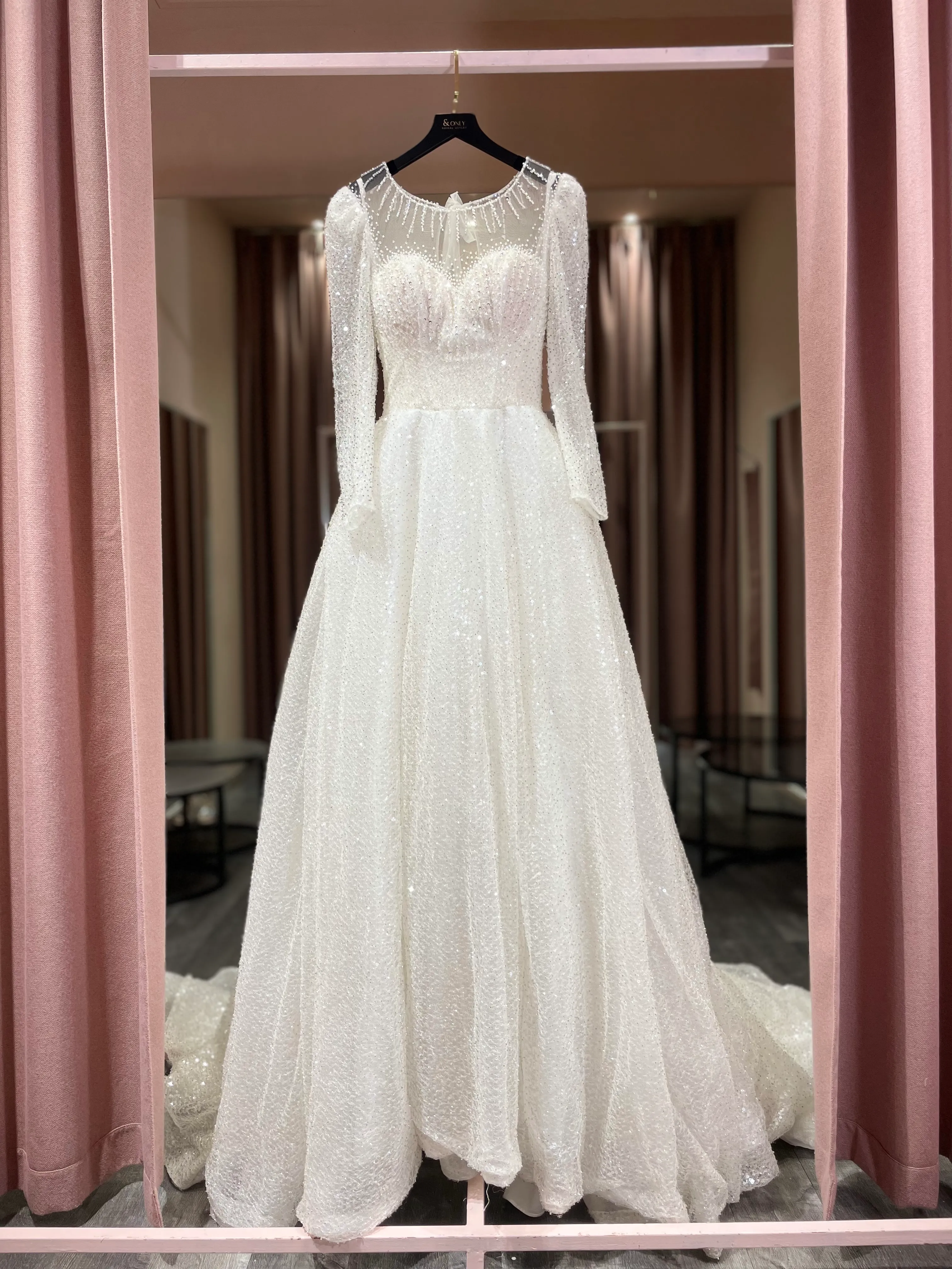 S05AAT 0914 - Full sequins beaded long sleeves ball gown