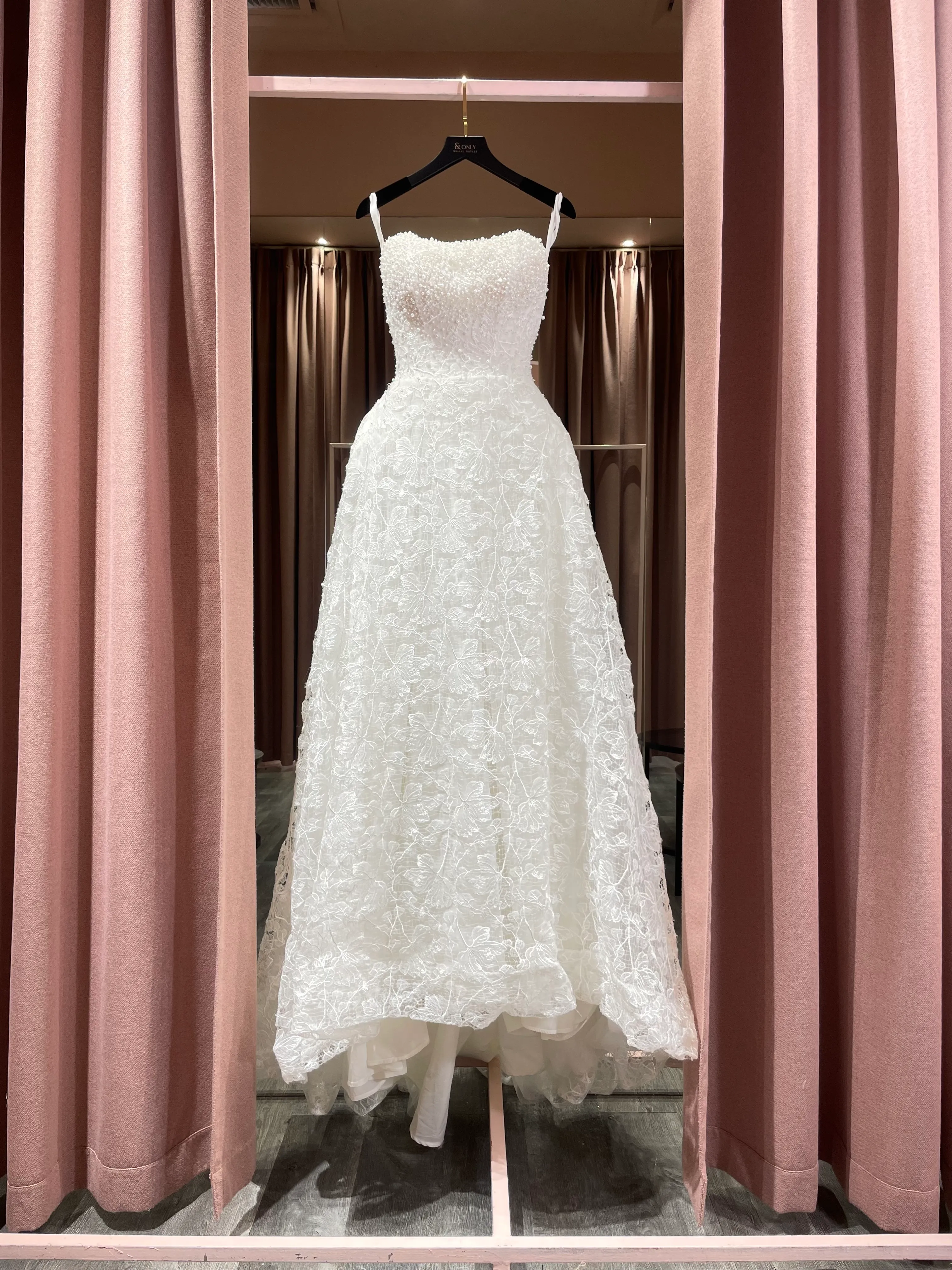 S05AAT-1053 Firefly floral tube A line