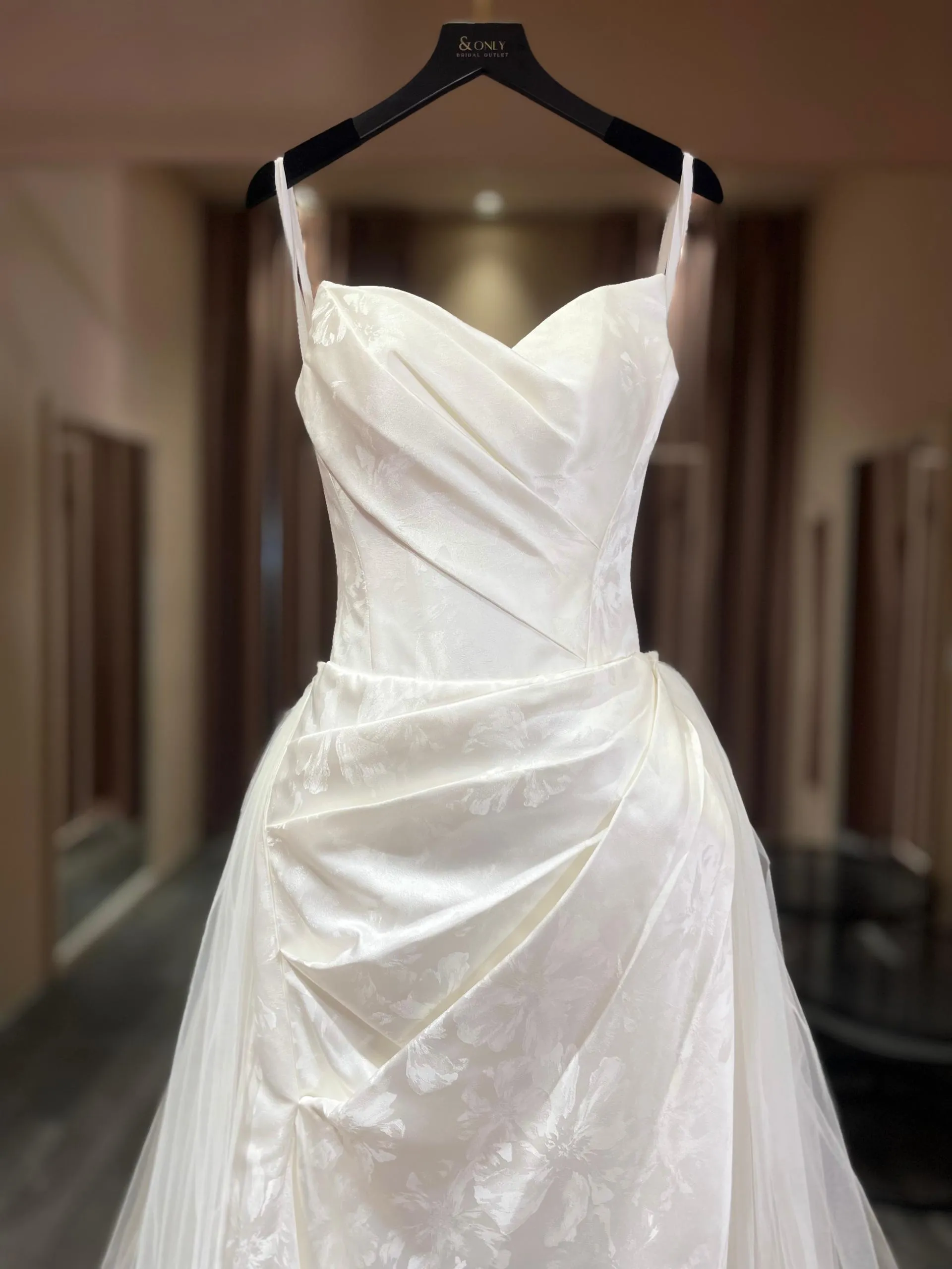 S05AAT 1491 sweet heart short dress with slit satin flower pattern with detachable double layers train sheer