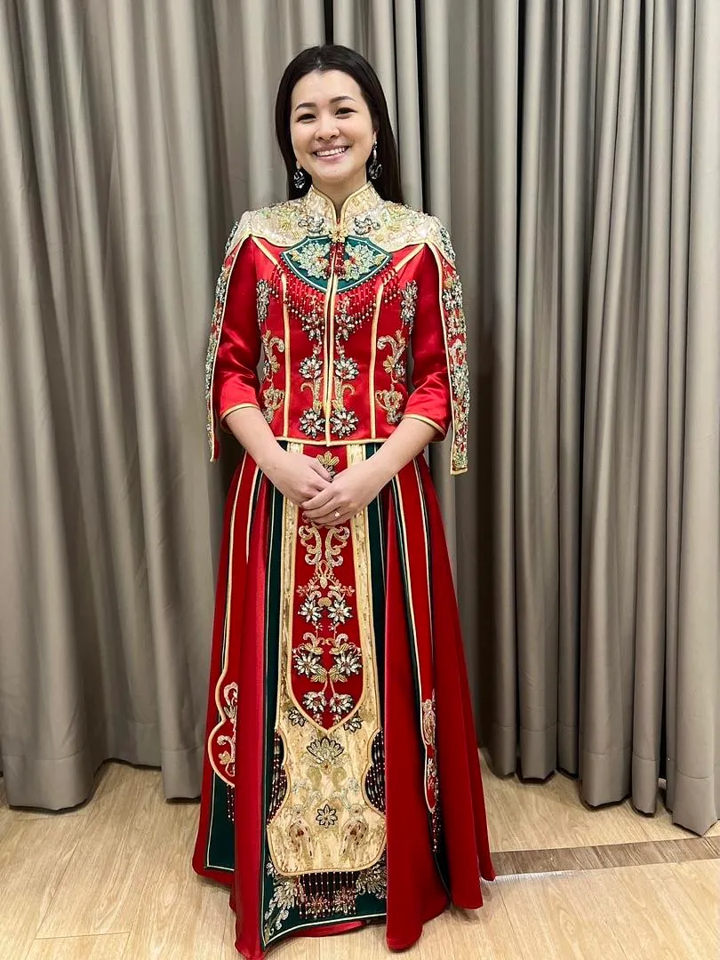 S05AAT 1042 - female kua MahJong green Size: M