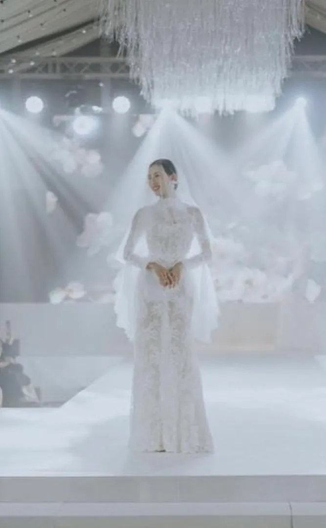 S05AAT 1249 FS Rabecca French Lace mermaid morning