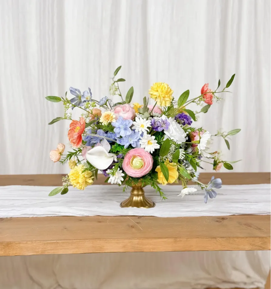 Wildflower Meadow Signature Centerpiece