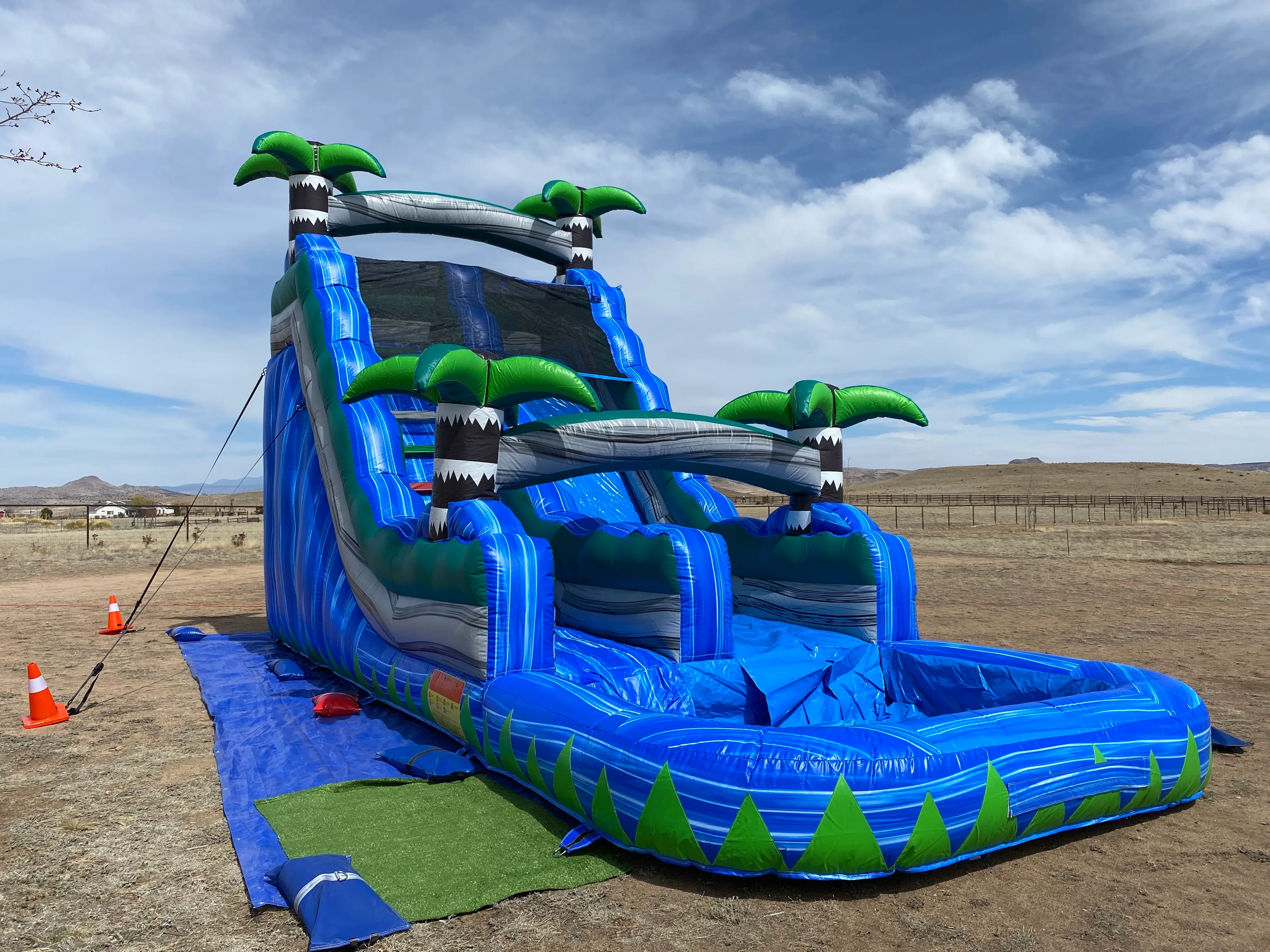 Tropical Tsunami Water Slide