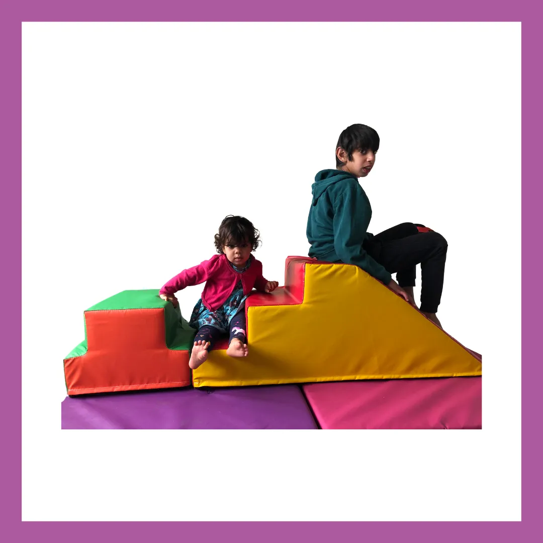 GYM 18 Step and Slide and 2 Mats (Softplay)