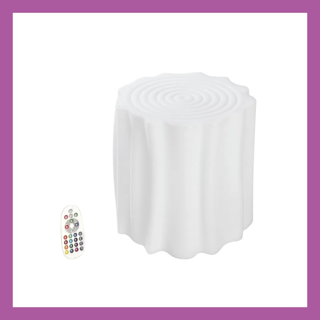 GYM 121 Colour changing tree trunk