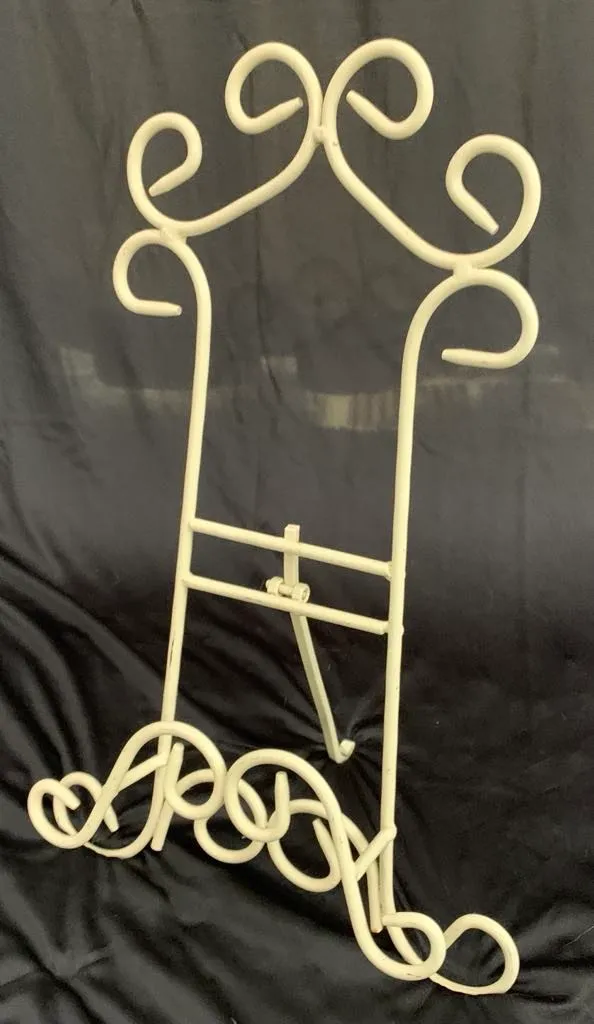Easels- Ivory Small Table Easel - Decorative