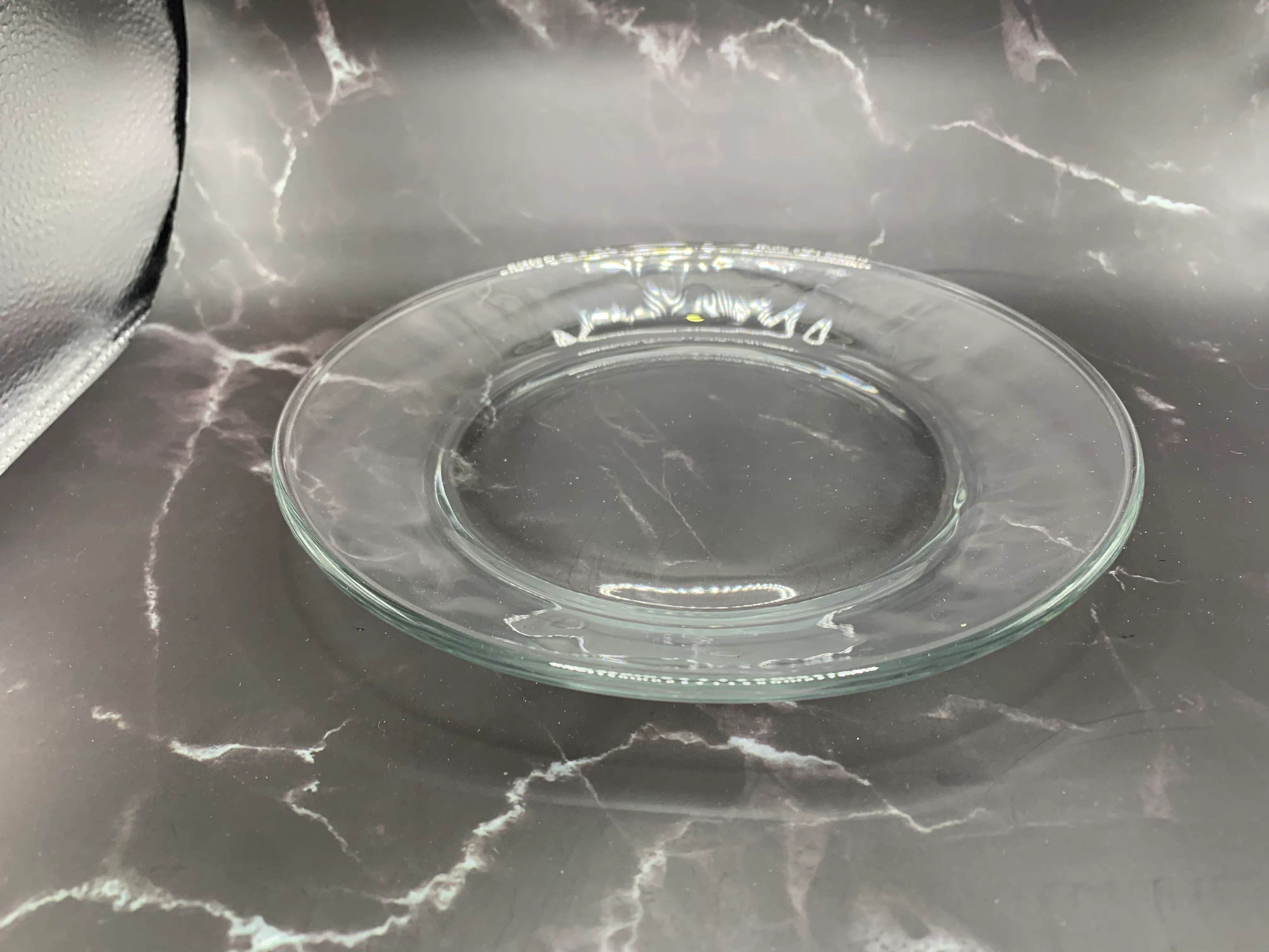 Food service- Dishware- Plates,Salad/ Desert 7 1/2"- Clear
