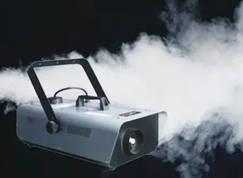 MAQUINAS DE HUMO