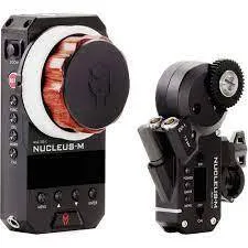 FOLLOW FOCUS