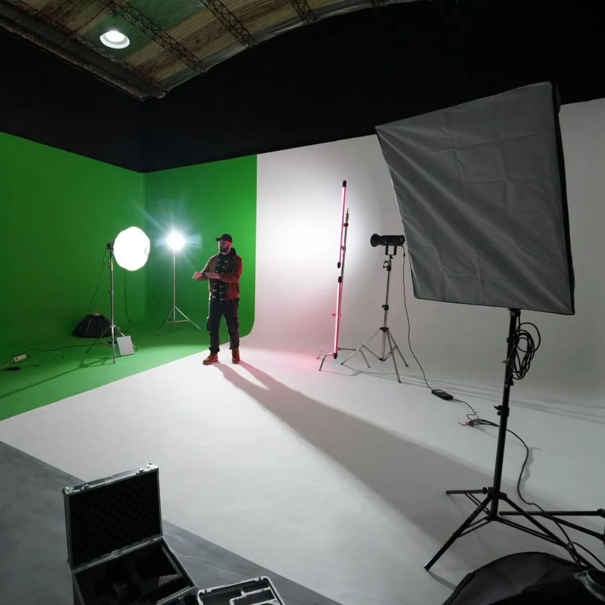 VIDEOCLIP (equipos + estudio = 4 horas)