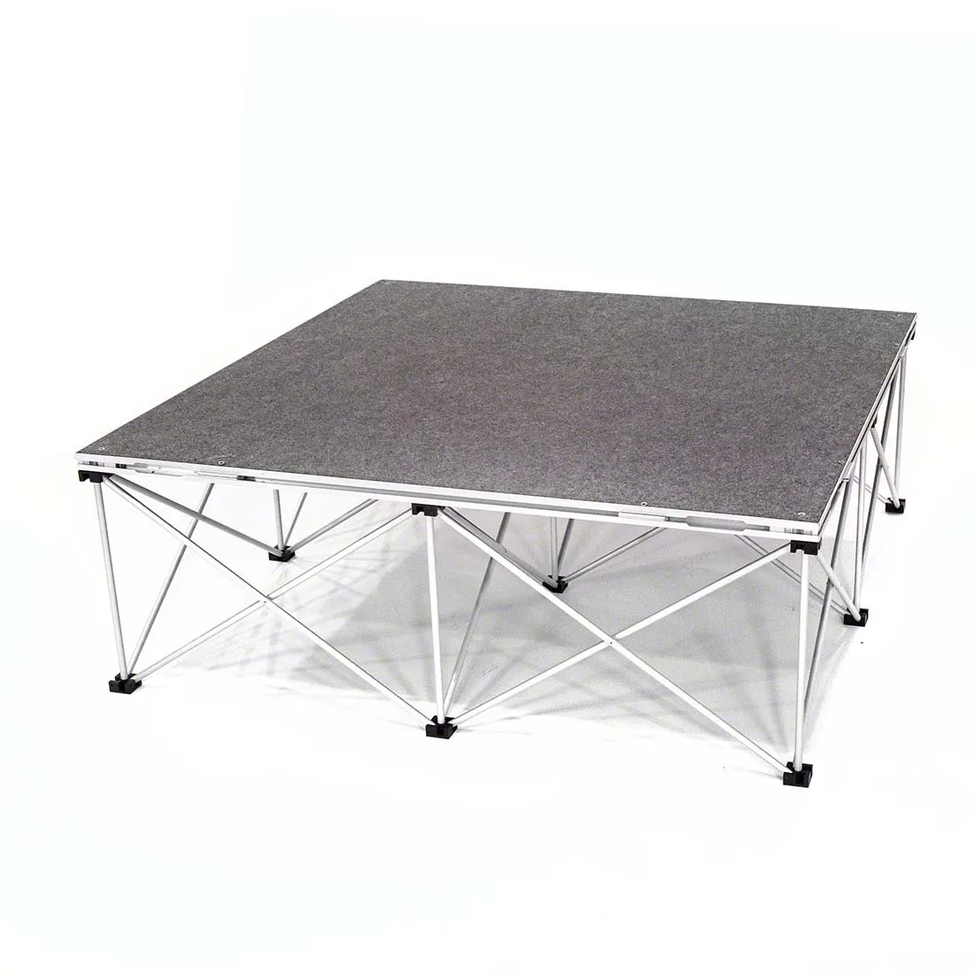 4x4 stage