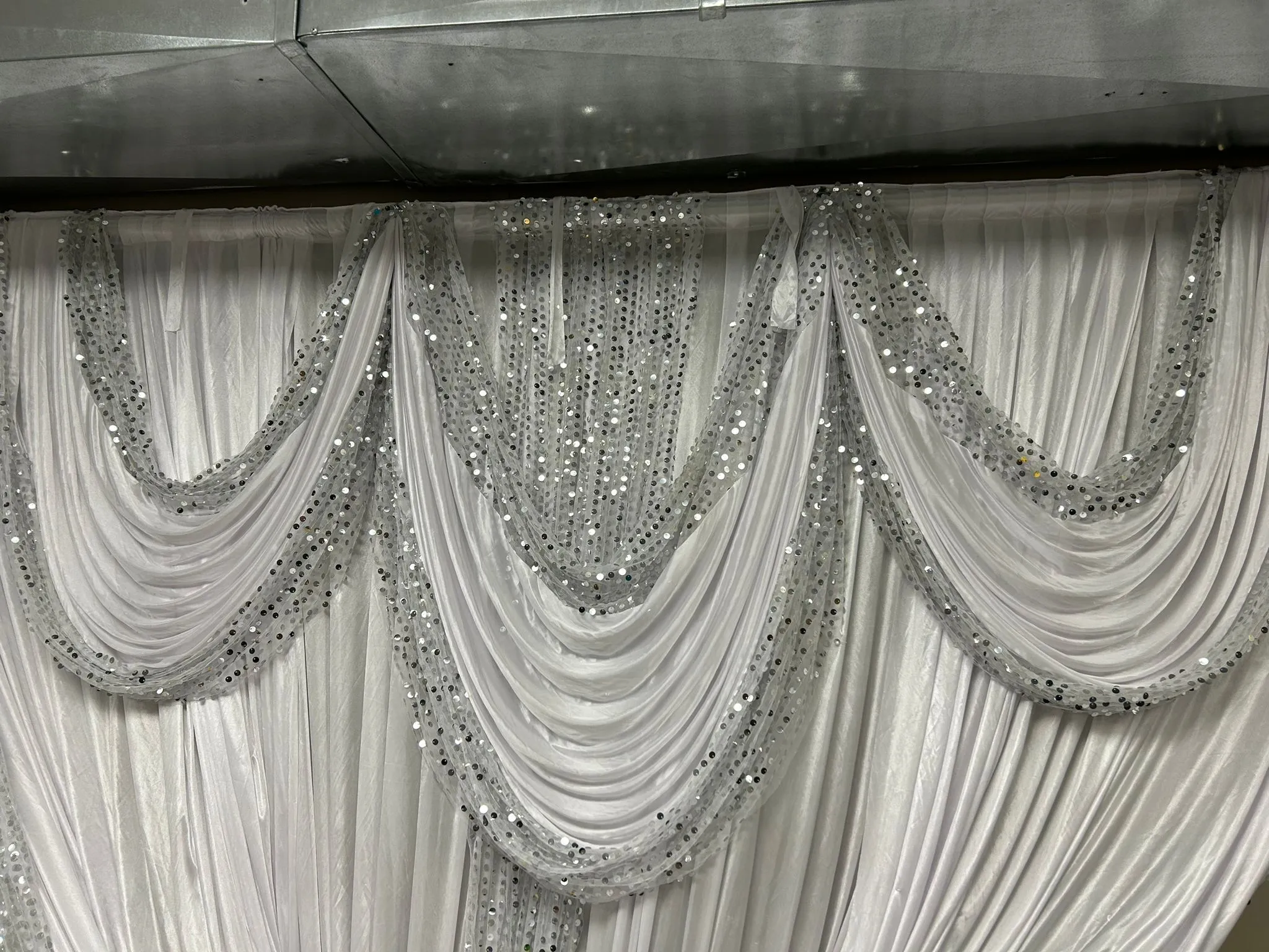 10x10 ft White Silver Backdrop