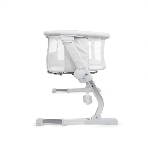 Baby Delight Beside Me Dreamer Bassinet & Bedside Sleeper