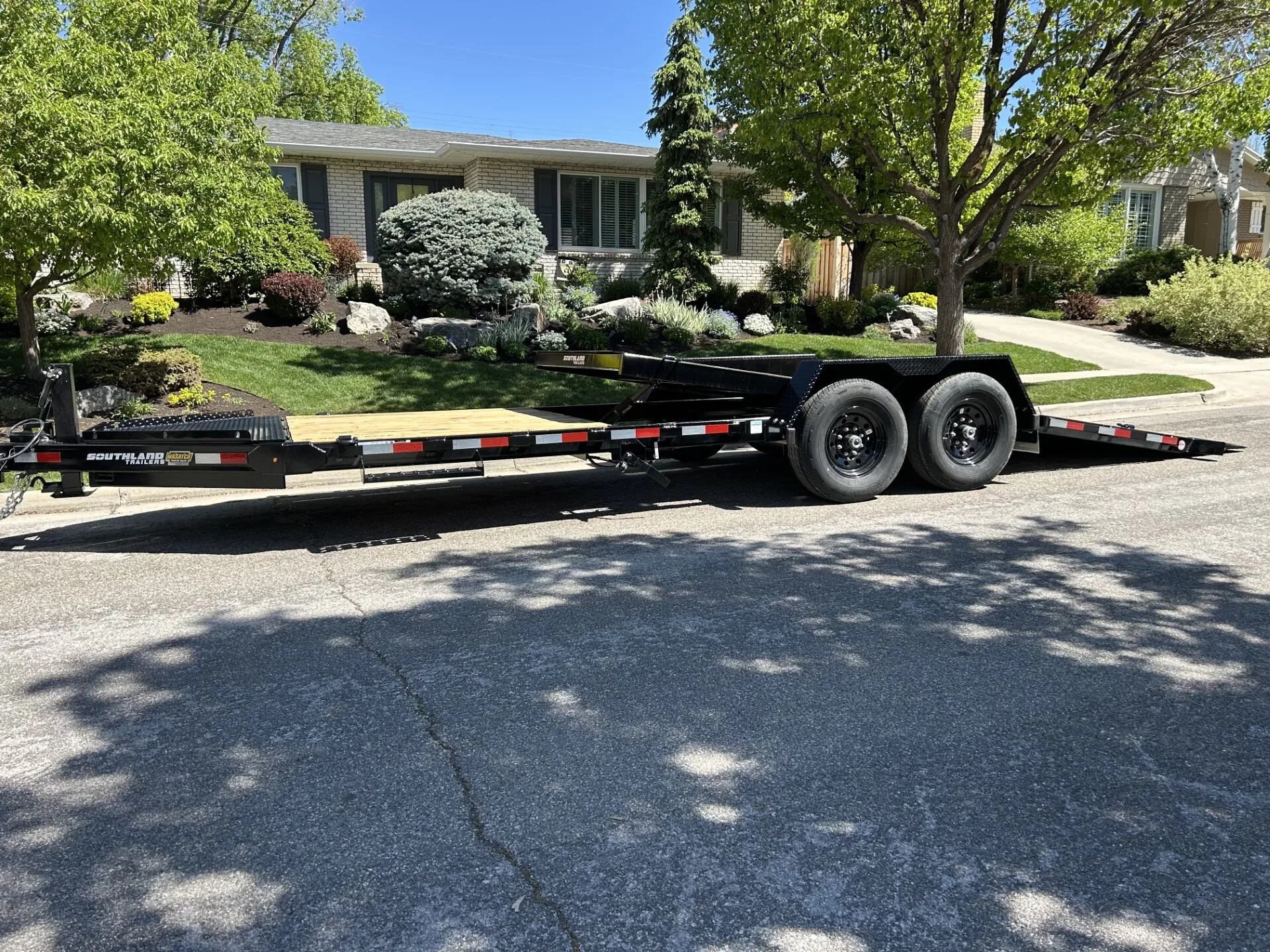 22' + 2' Tilt Deck Trailer