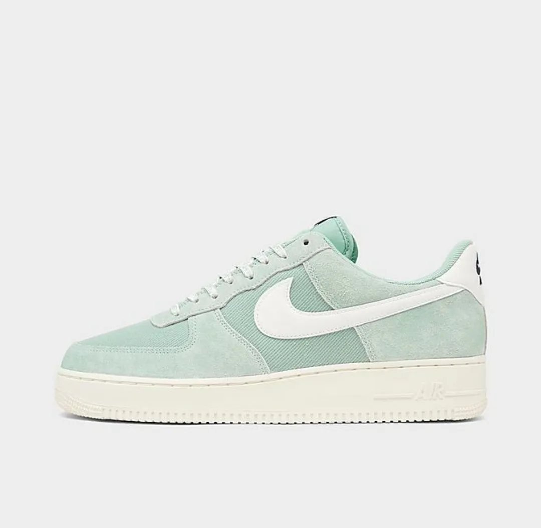 Nike Air Force 1 '07
