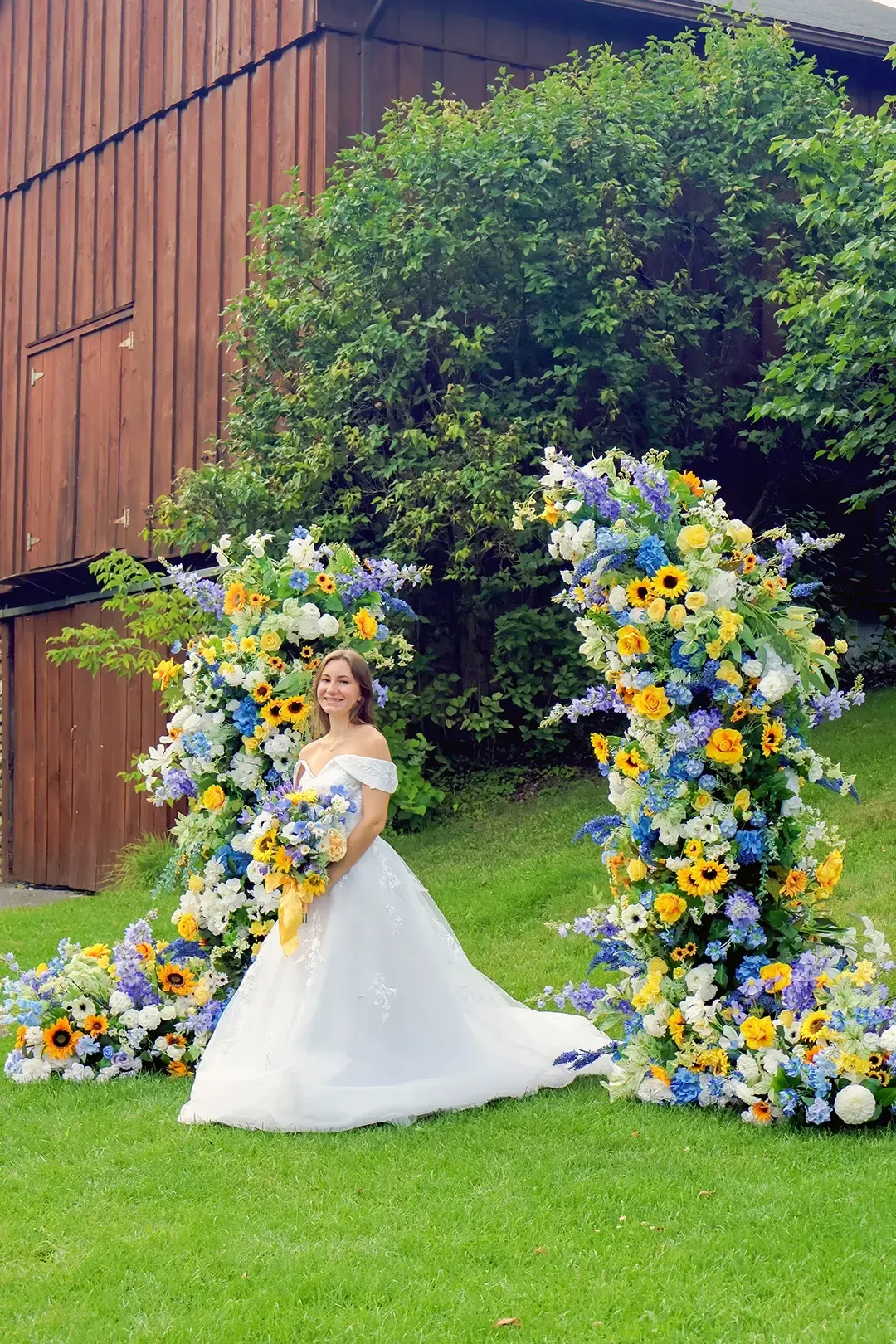 Sunflower Fields - Pillar Arbor