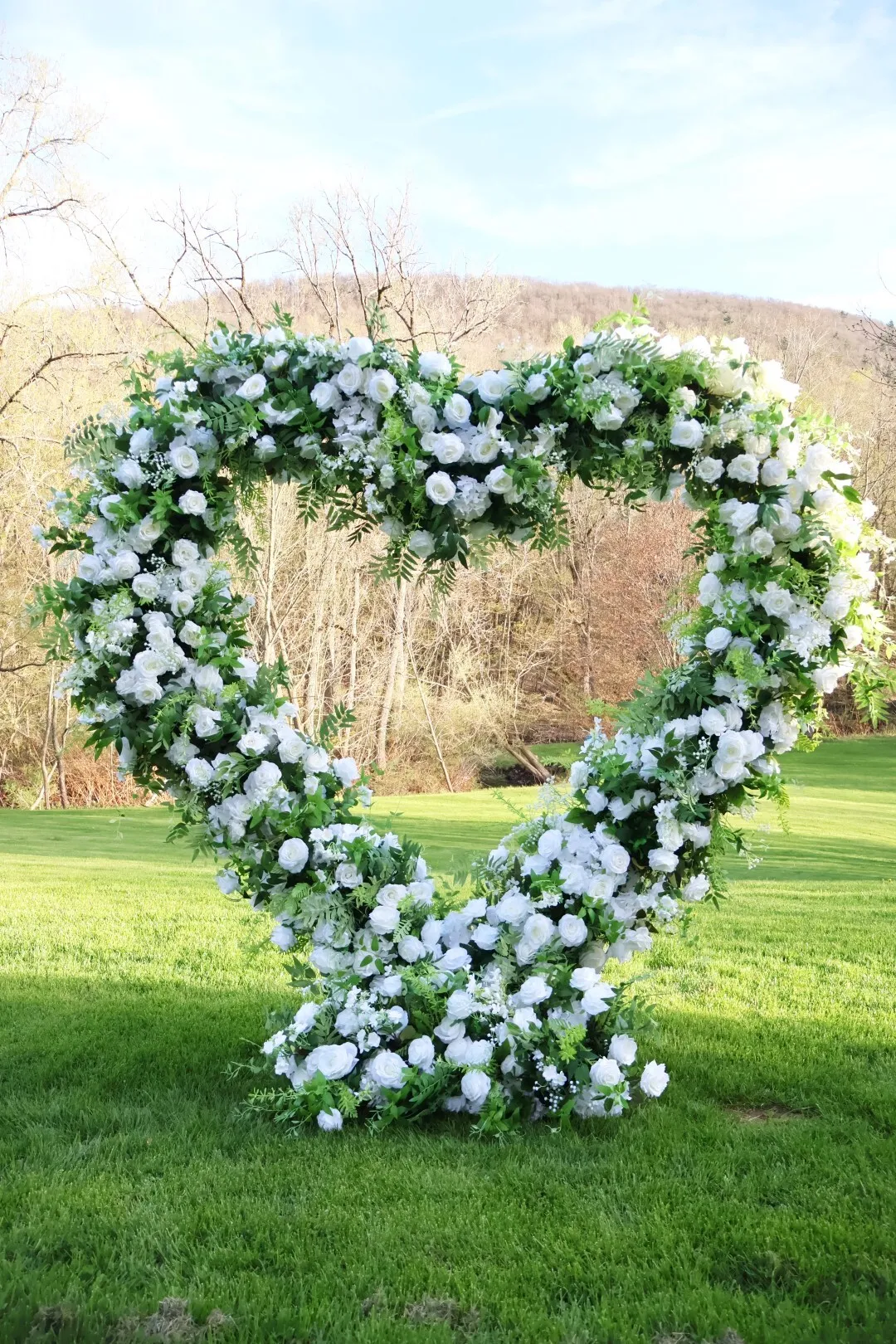 White Rose Heart Arbor