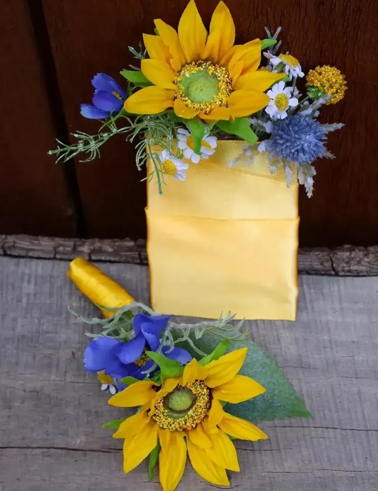 Sunflower Fields - Boutonniere