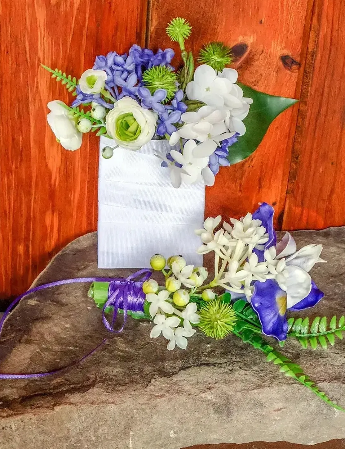 Lilac Dream - Boutonniere