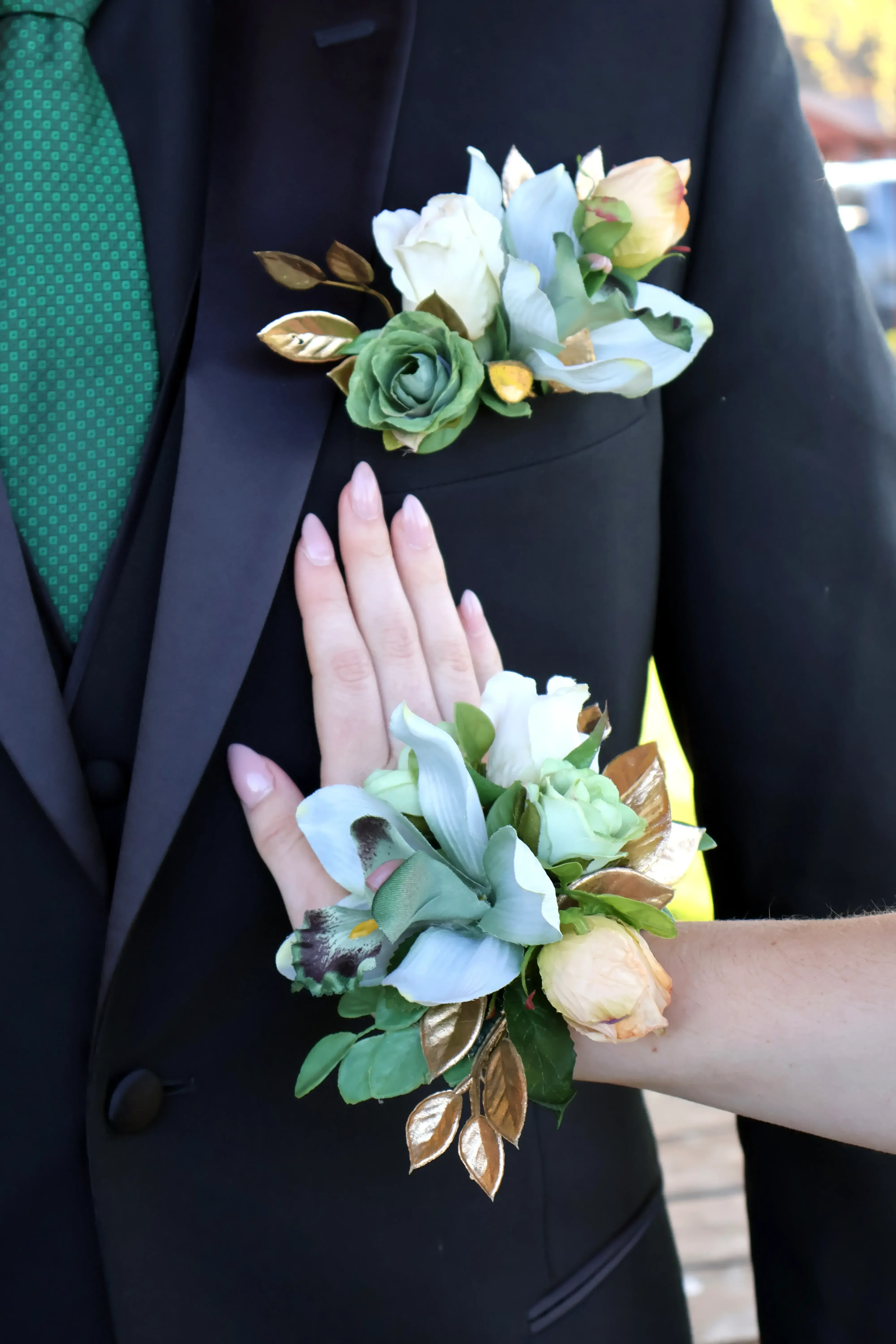 Keepsake Corsage