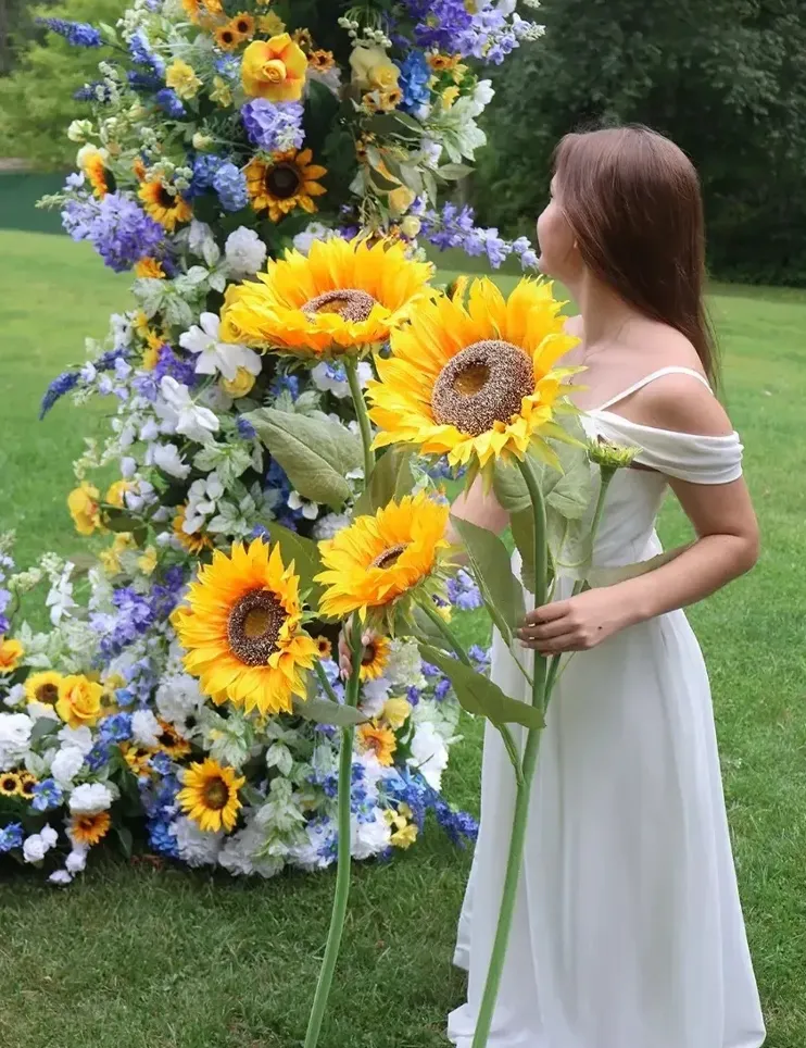 Life-Size Mammoth Sunflowers | Add-On