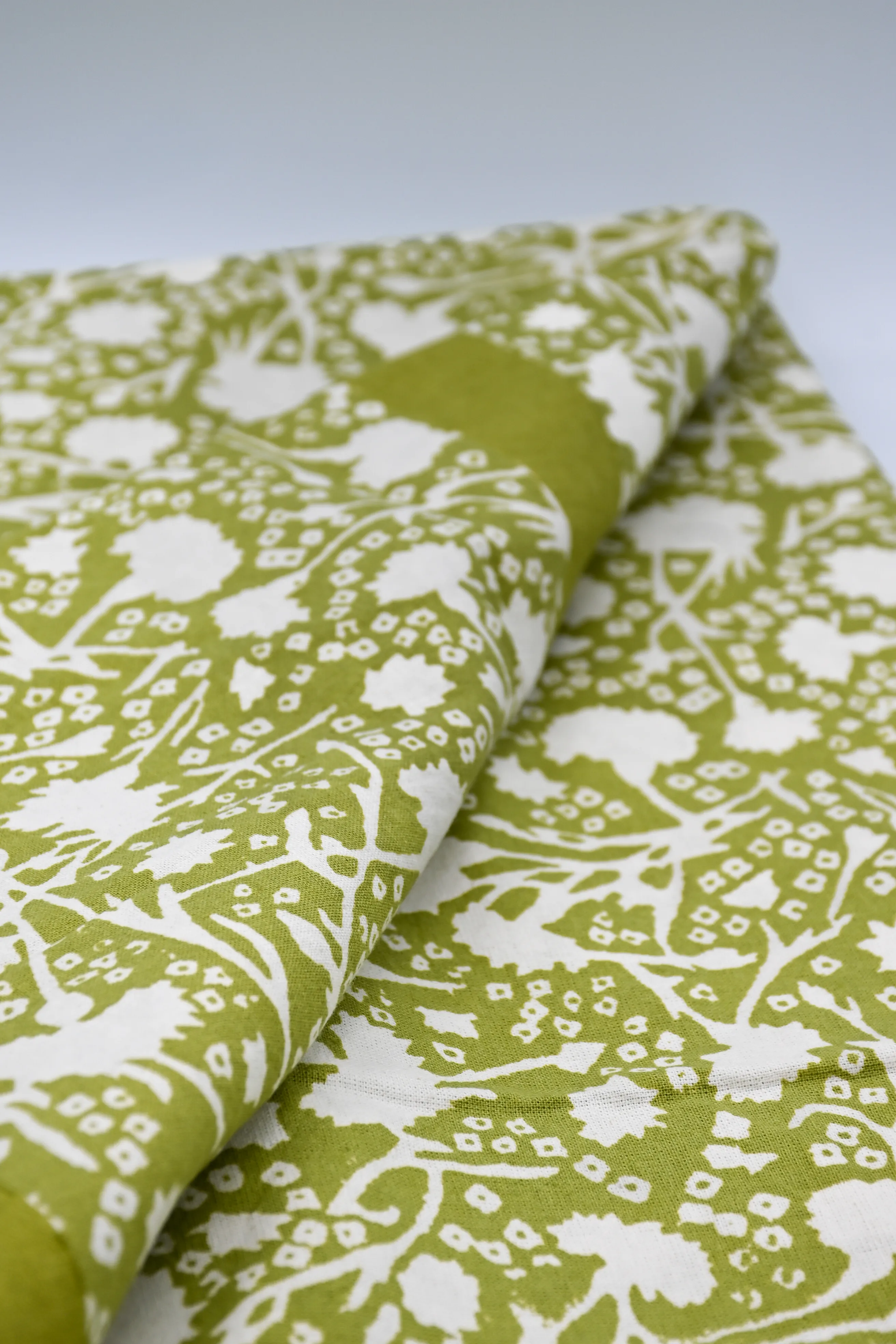 French Tablecloth Meadows Vert (71 x 128)