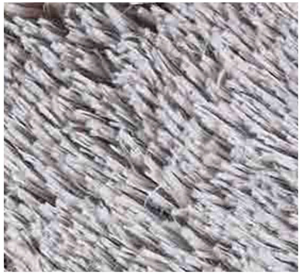 Gray Rug with Long Fibers