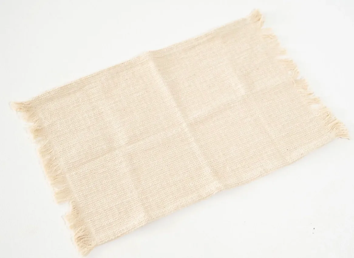 White Circular Woven Like Underlayment