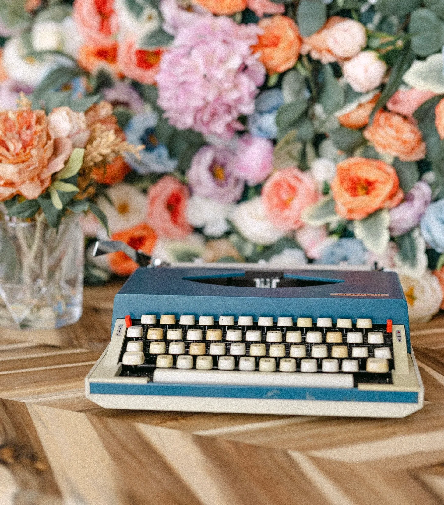 Retro Typewriter