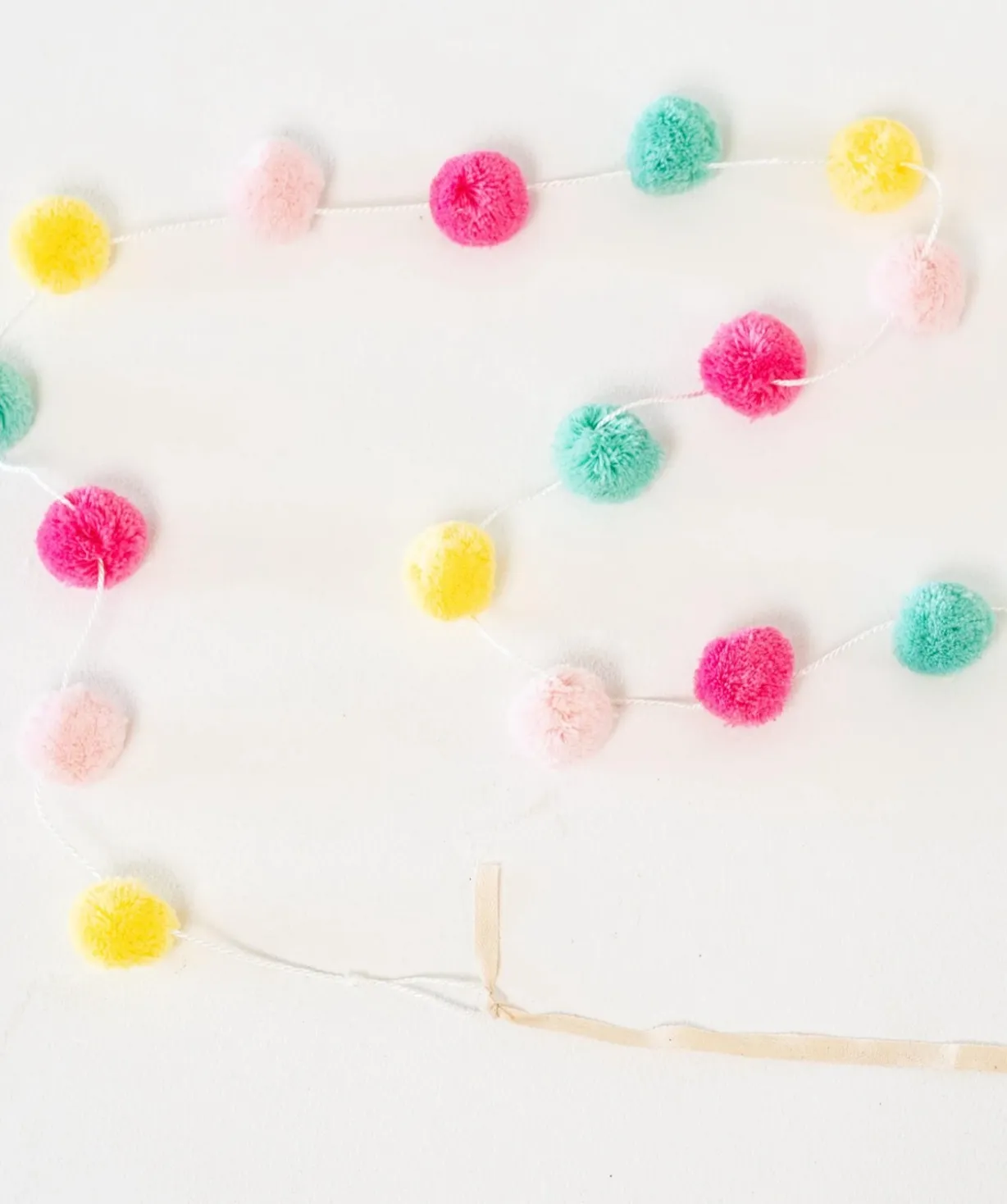 Pom Pom Garland