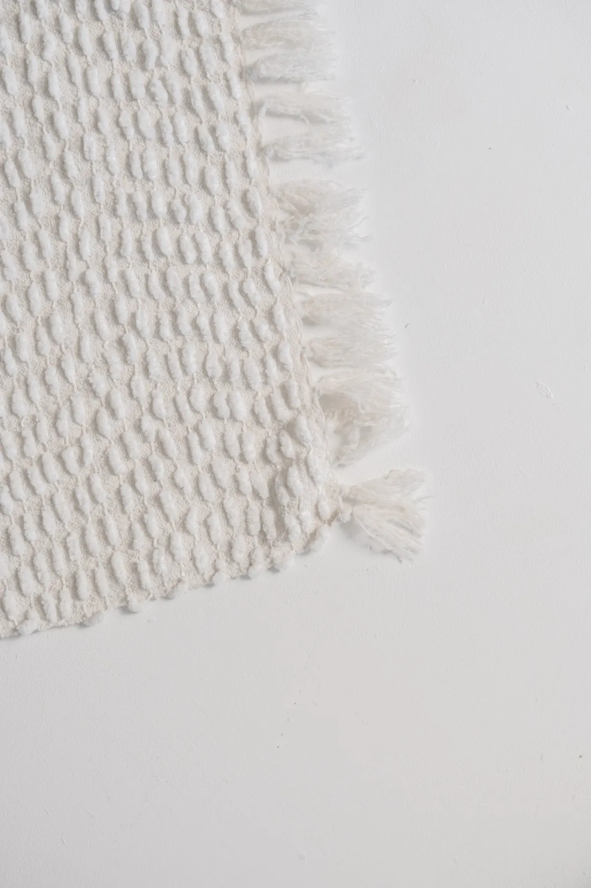 White Blanket with Tassels