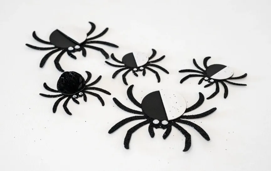Black Spiders