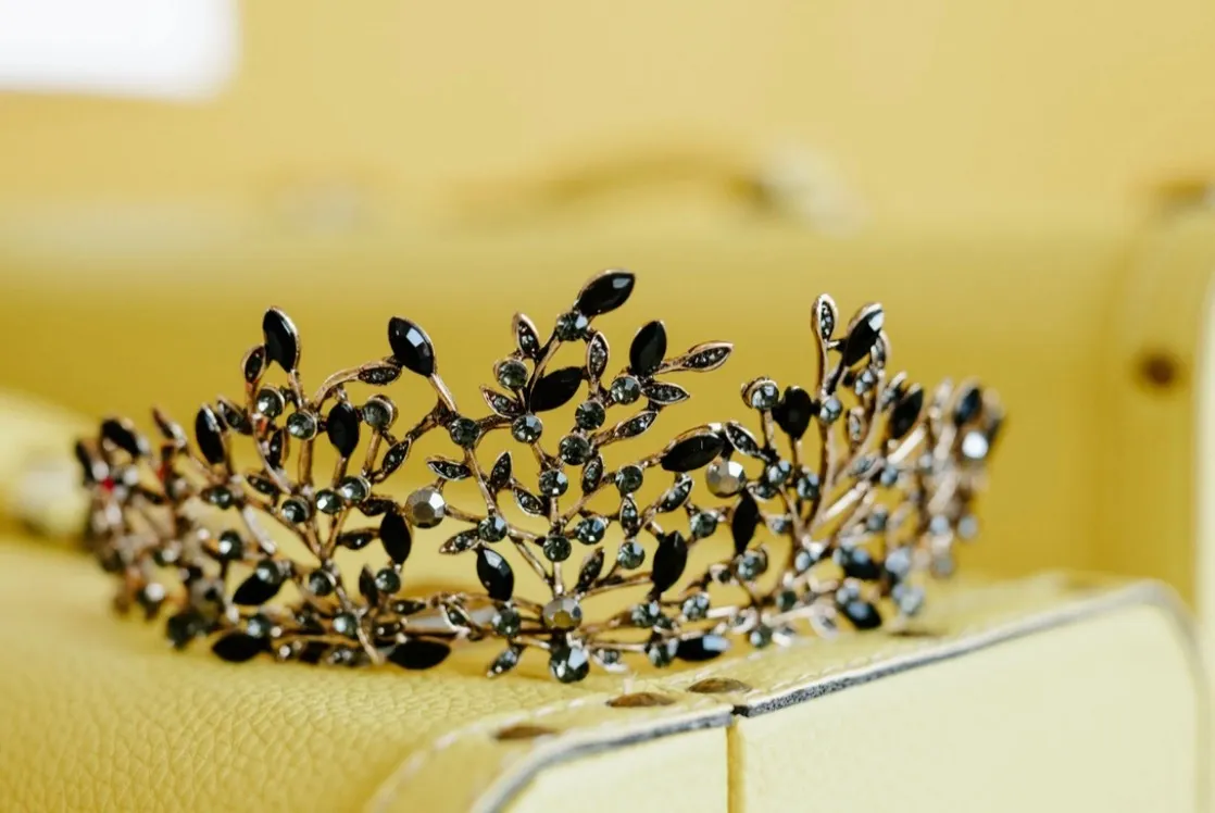 Black Rinestone Tiara