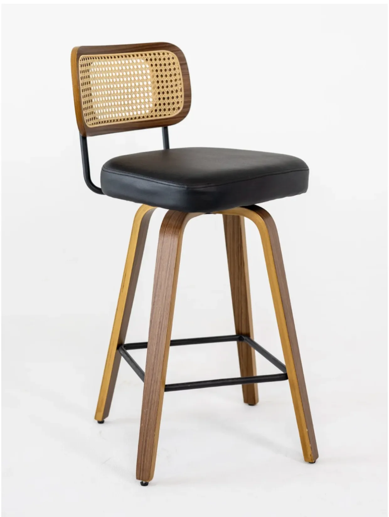 Wicker Back Barstool (Qty: 2)