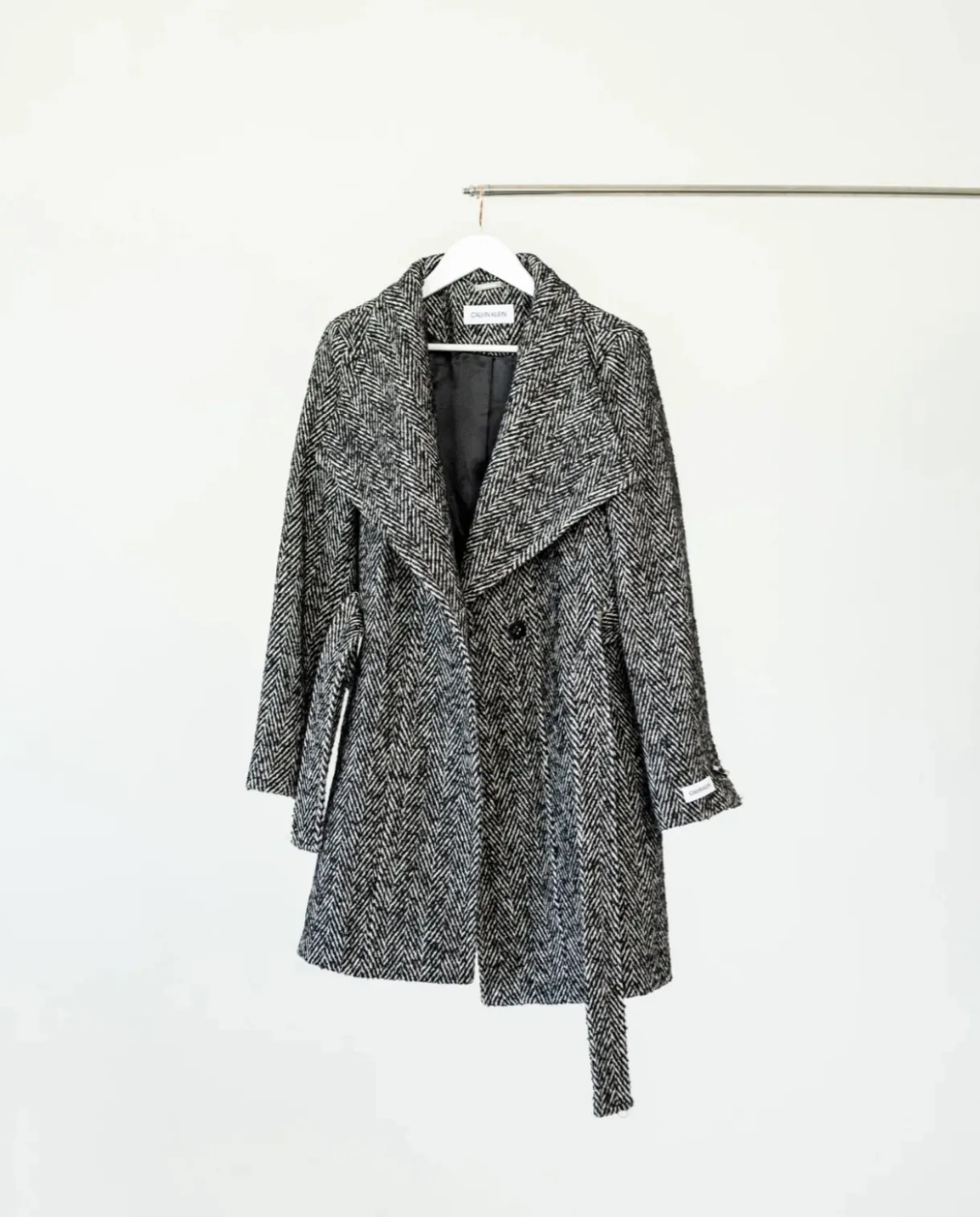 Black & White Calvin Klein Coat | Size L