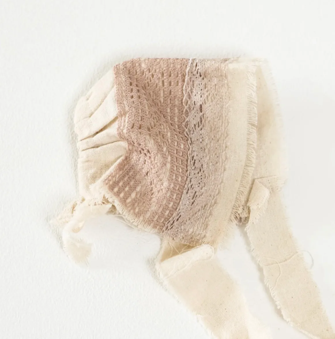 Tan Bonnet