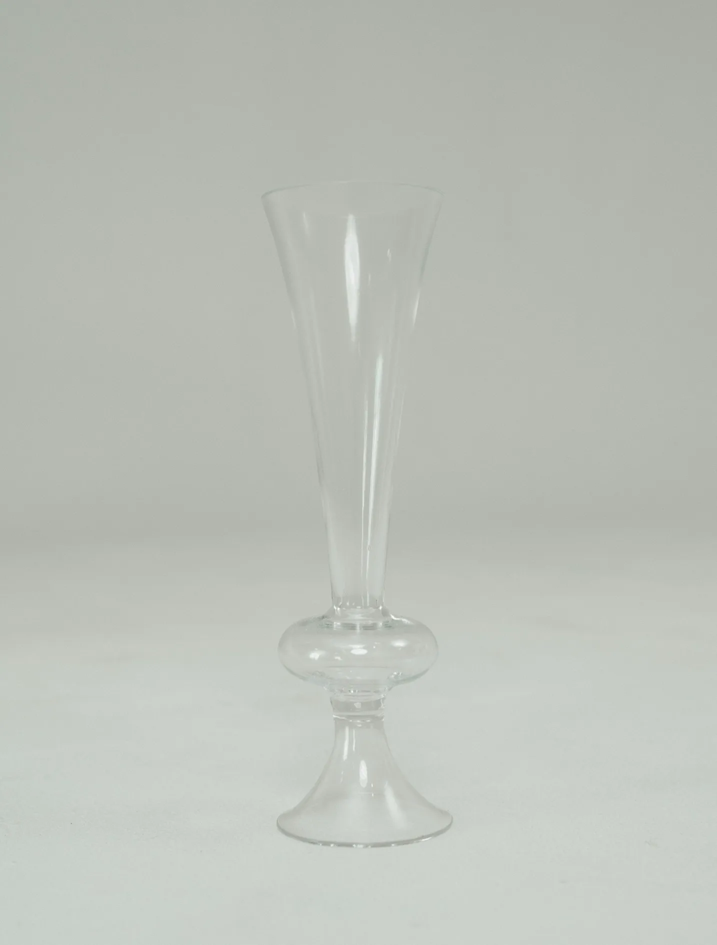 Tall Table Floral Vases (Qty. 4)