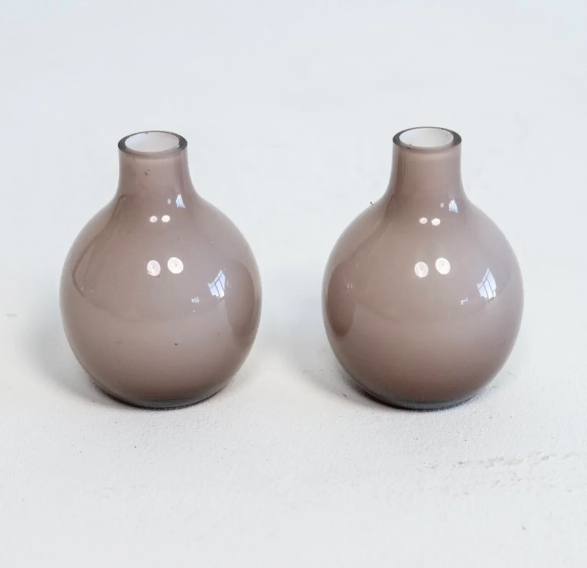 Small Mauve Vases (Qty:2)