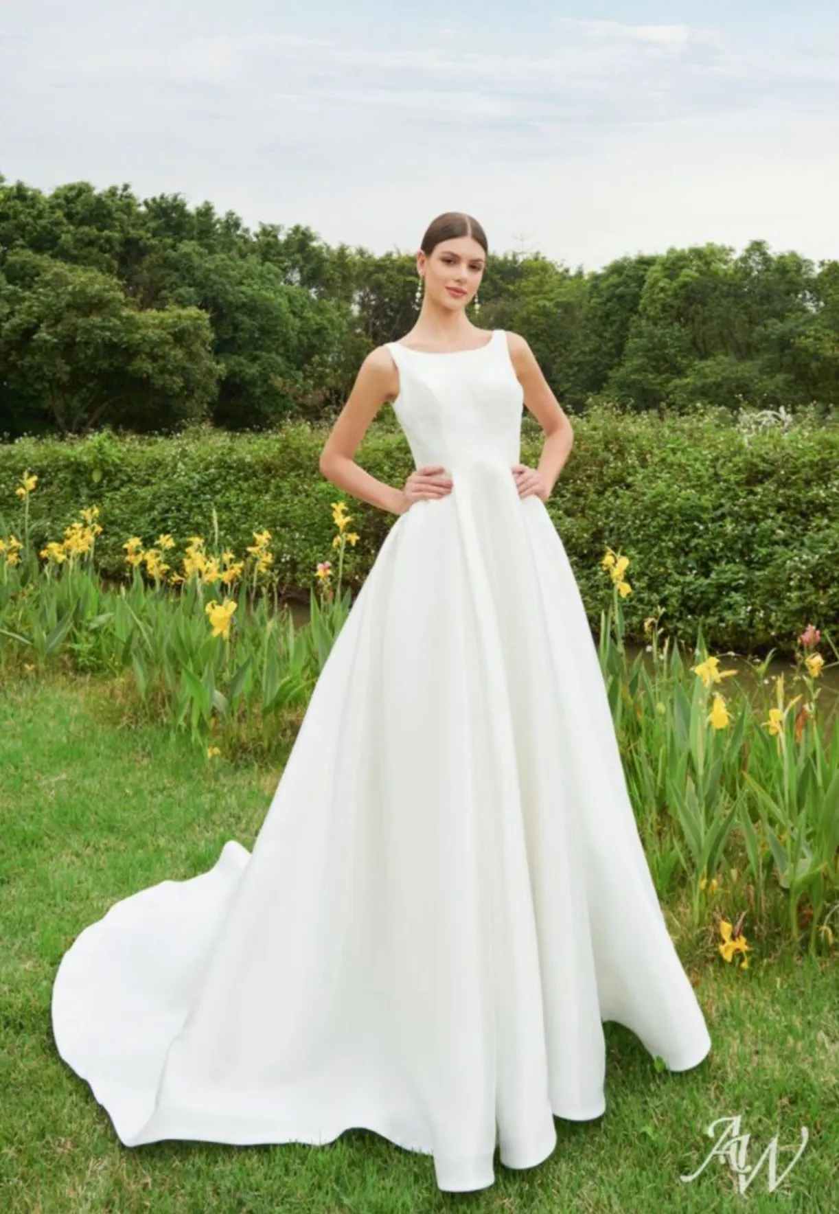 AW Bridal Dress with Pockets | Size 12