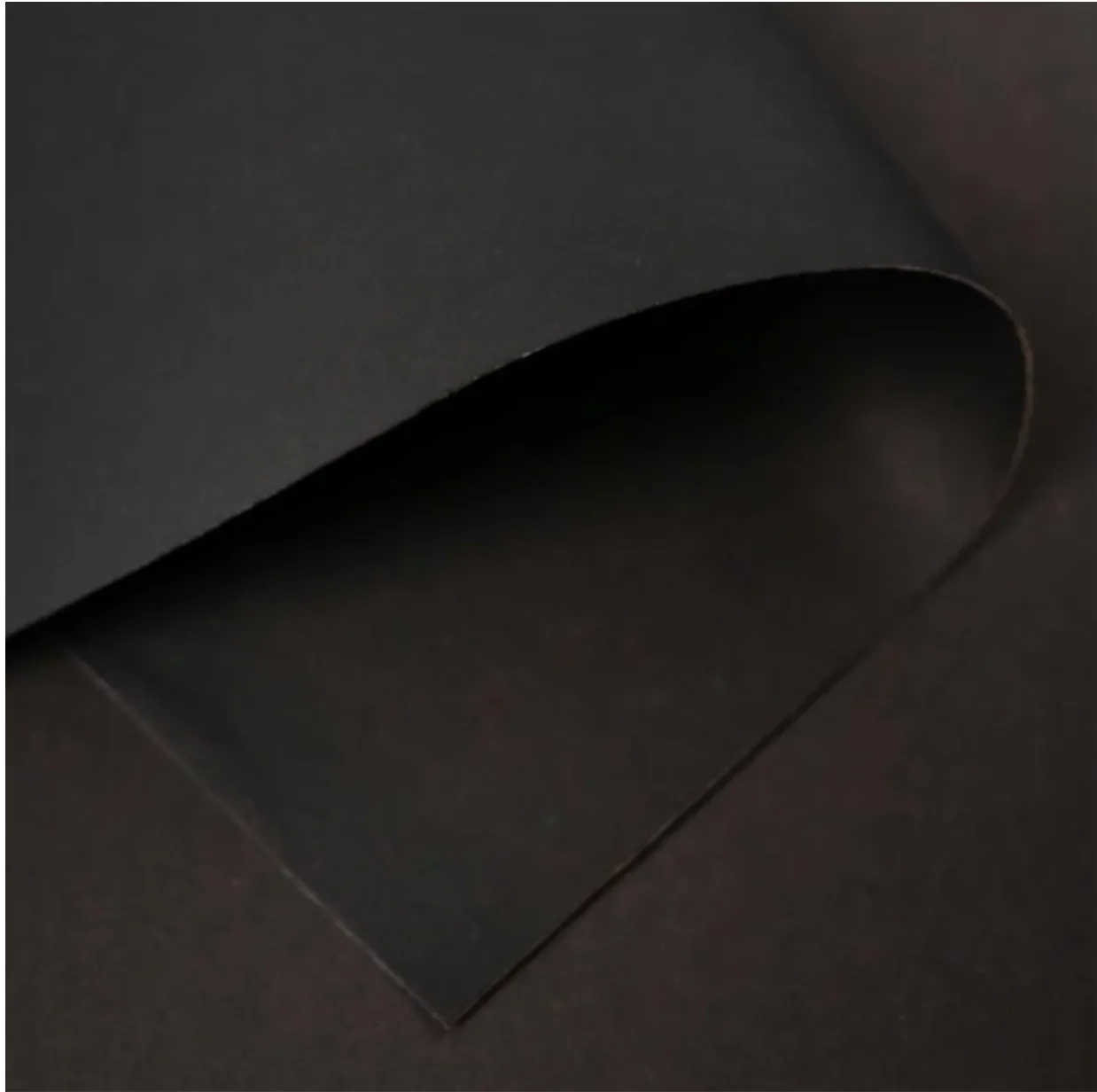 Black Seamless Paper
