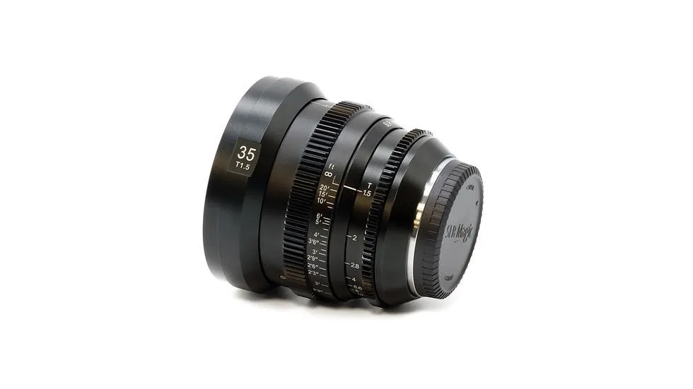 Prime Lens - SLR Magic Prime Lens 35  - Super35