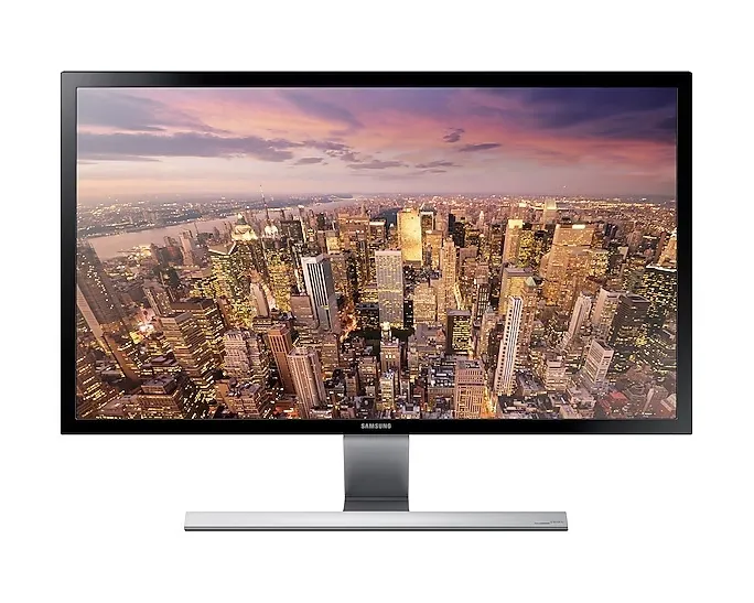 Monitor LED UHD 4K Screen for editing