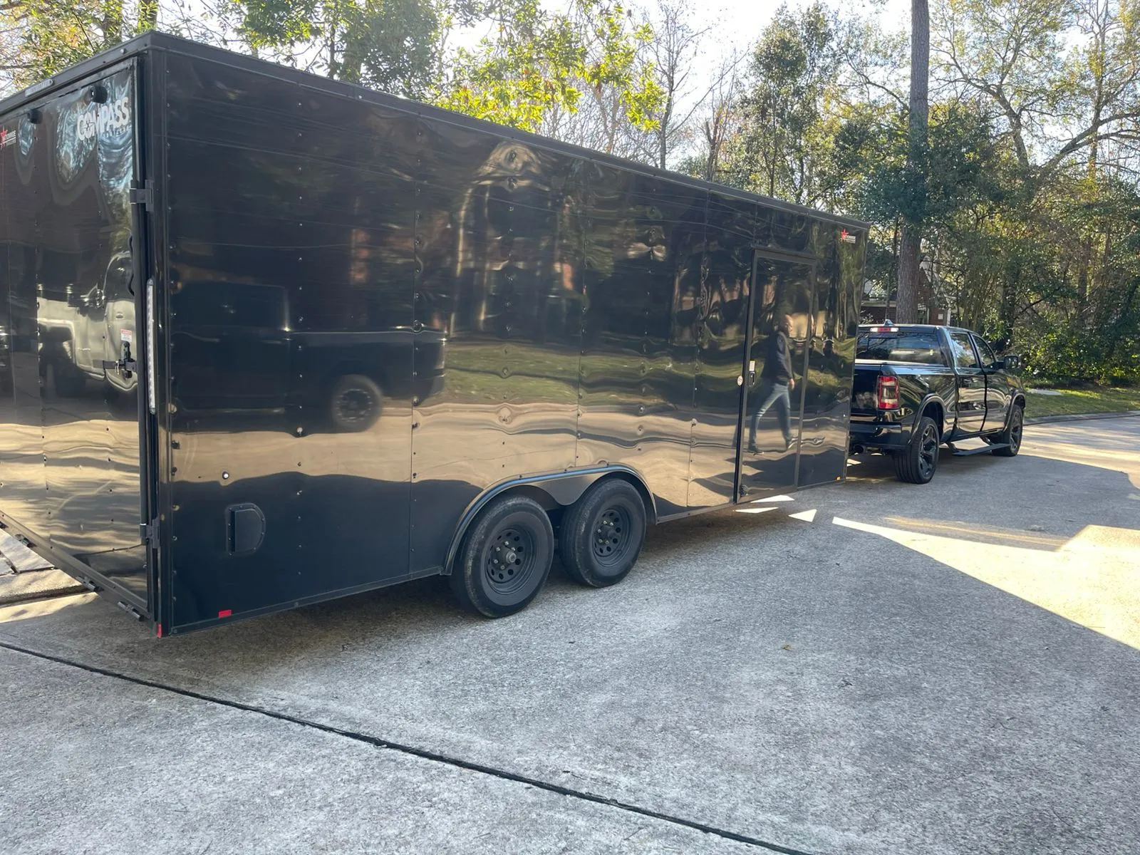 2025 Enclosed 83x20 car/cargo hauler - Houston, Tx