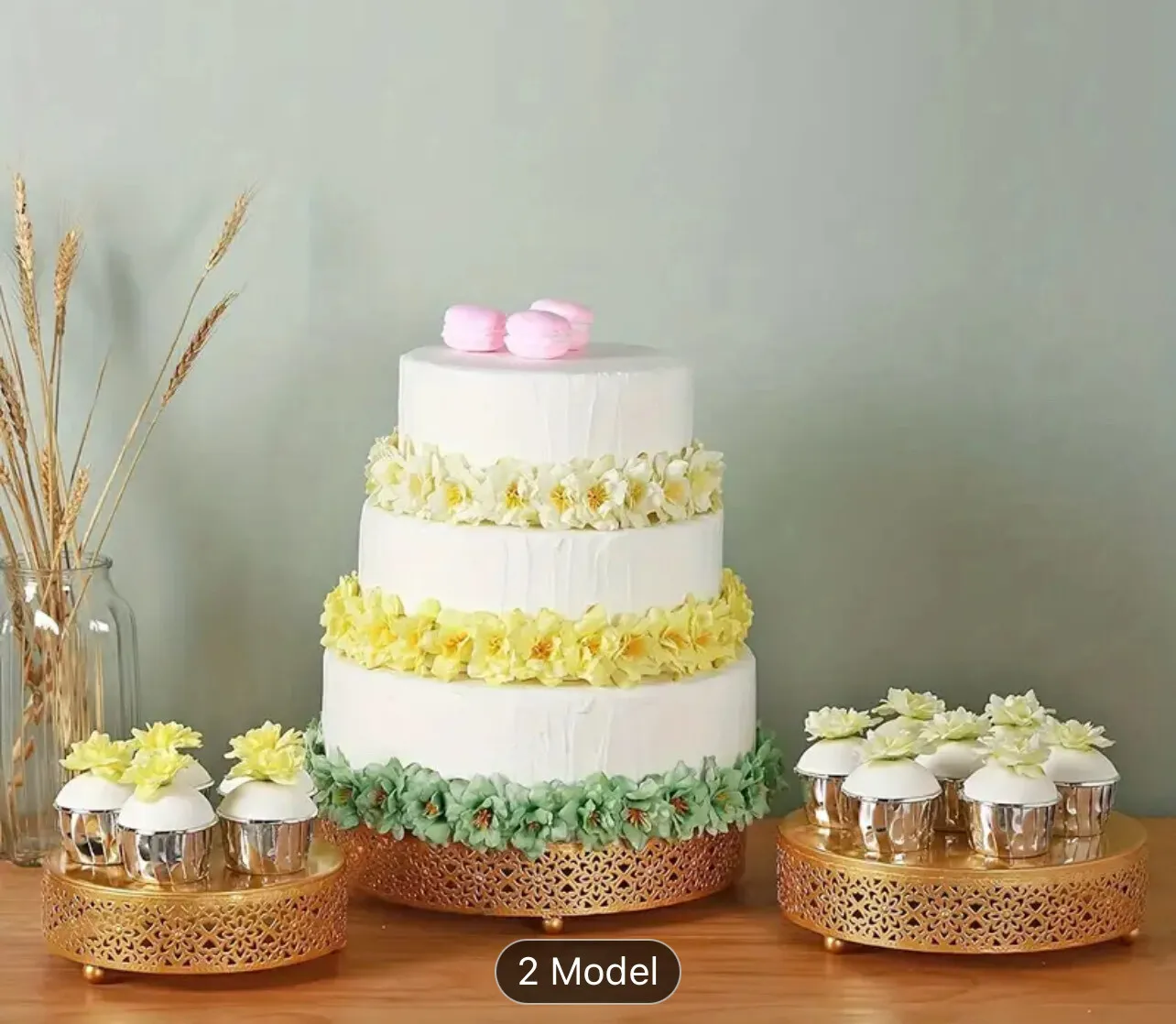 Metal Golden Cake based Classic Design 