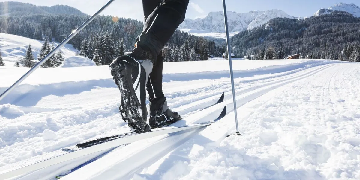 X-Country Ski Package- Shoe Size 13/ Wmns 14