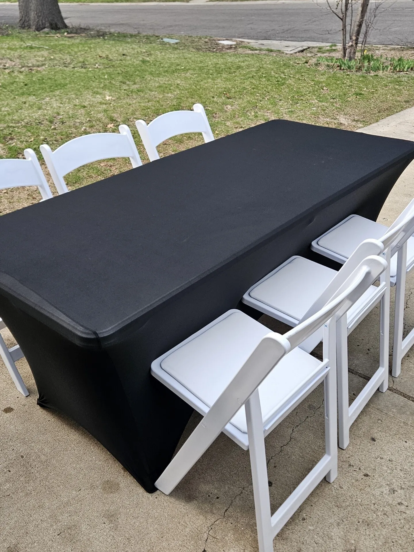 Table Covers & Linens