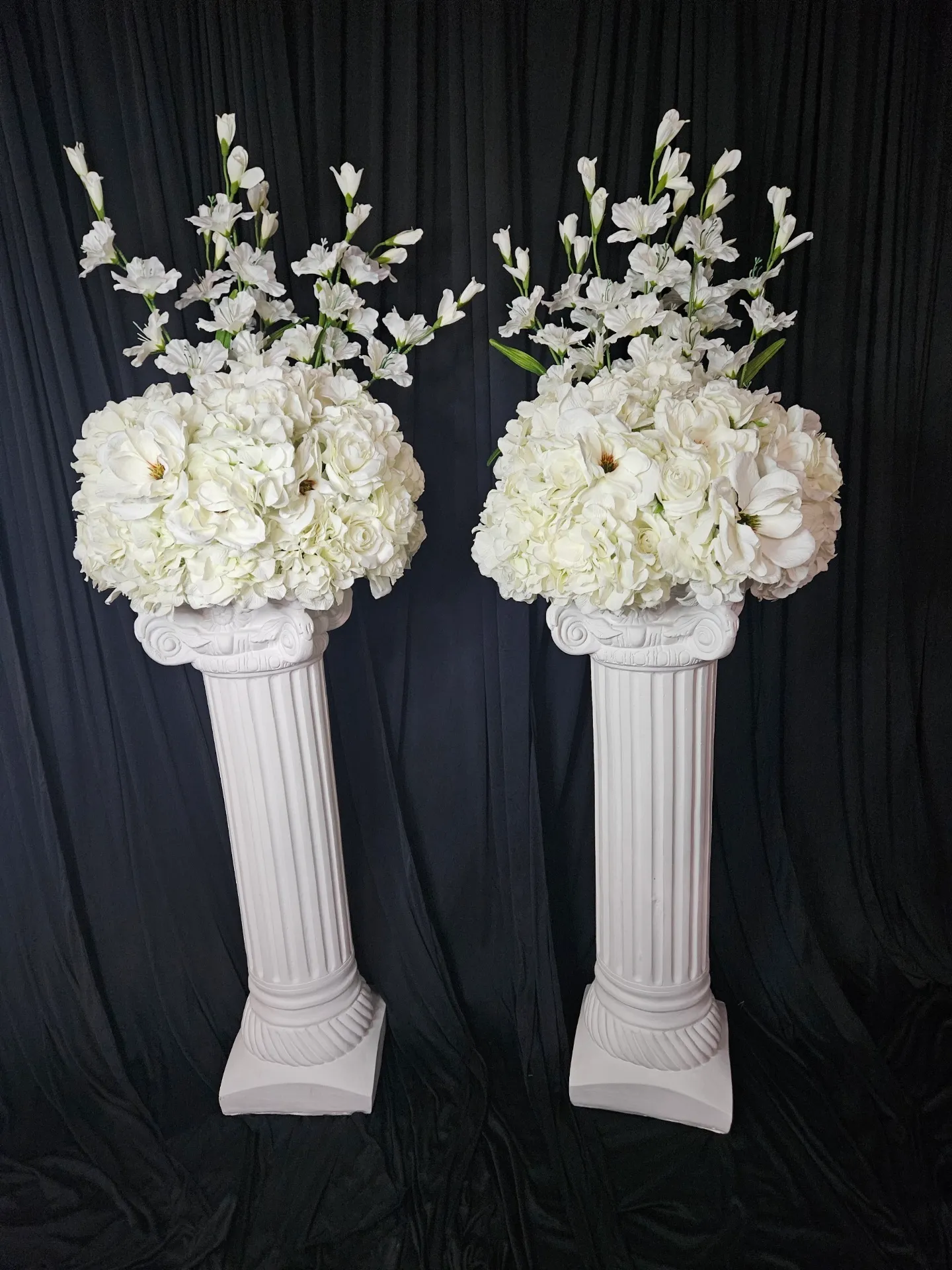 Classic White Floral Columns – Set of 2